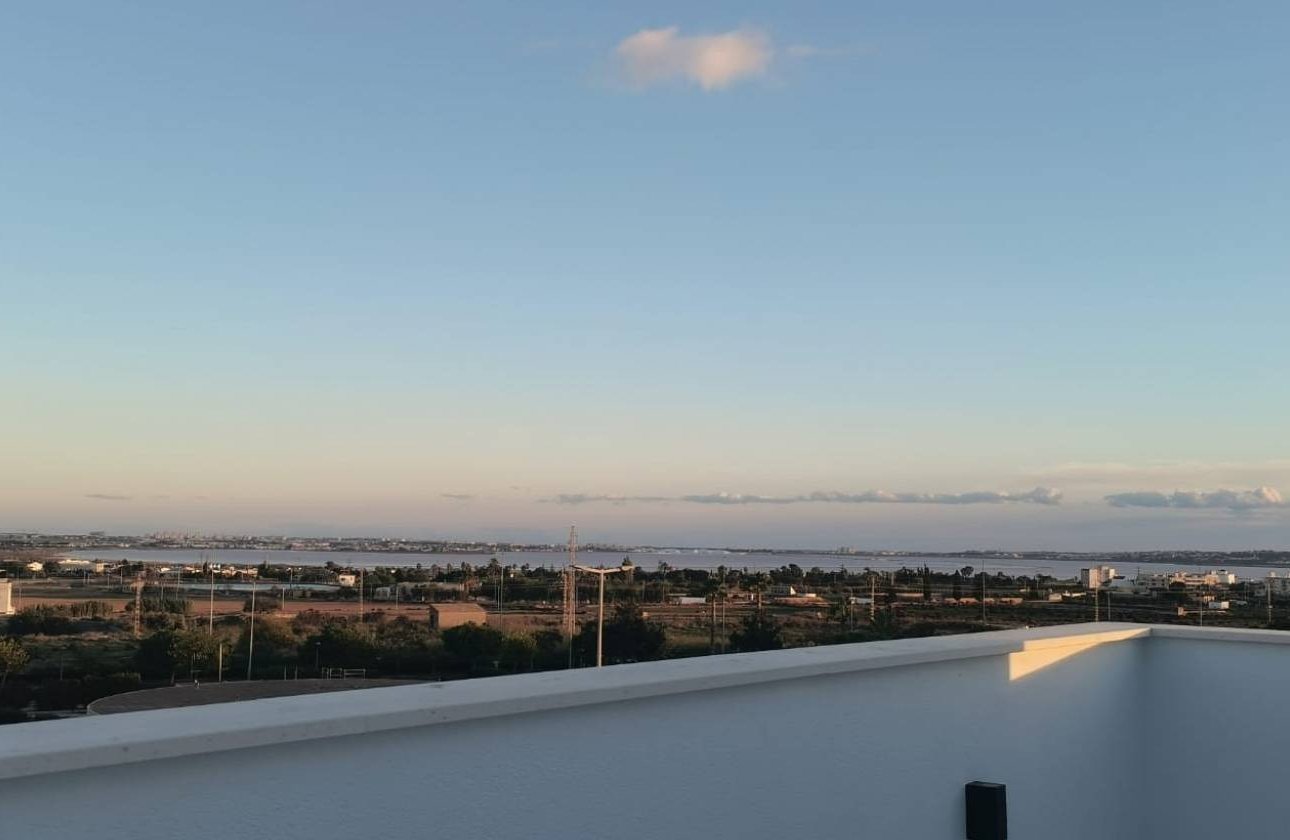 Revente - Villa -
Los Montesinos