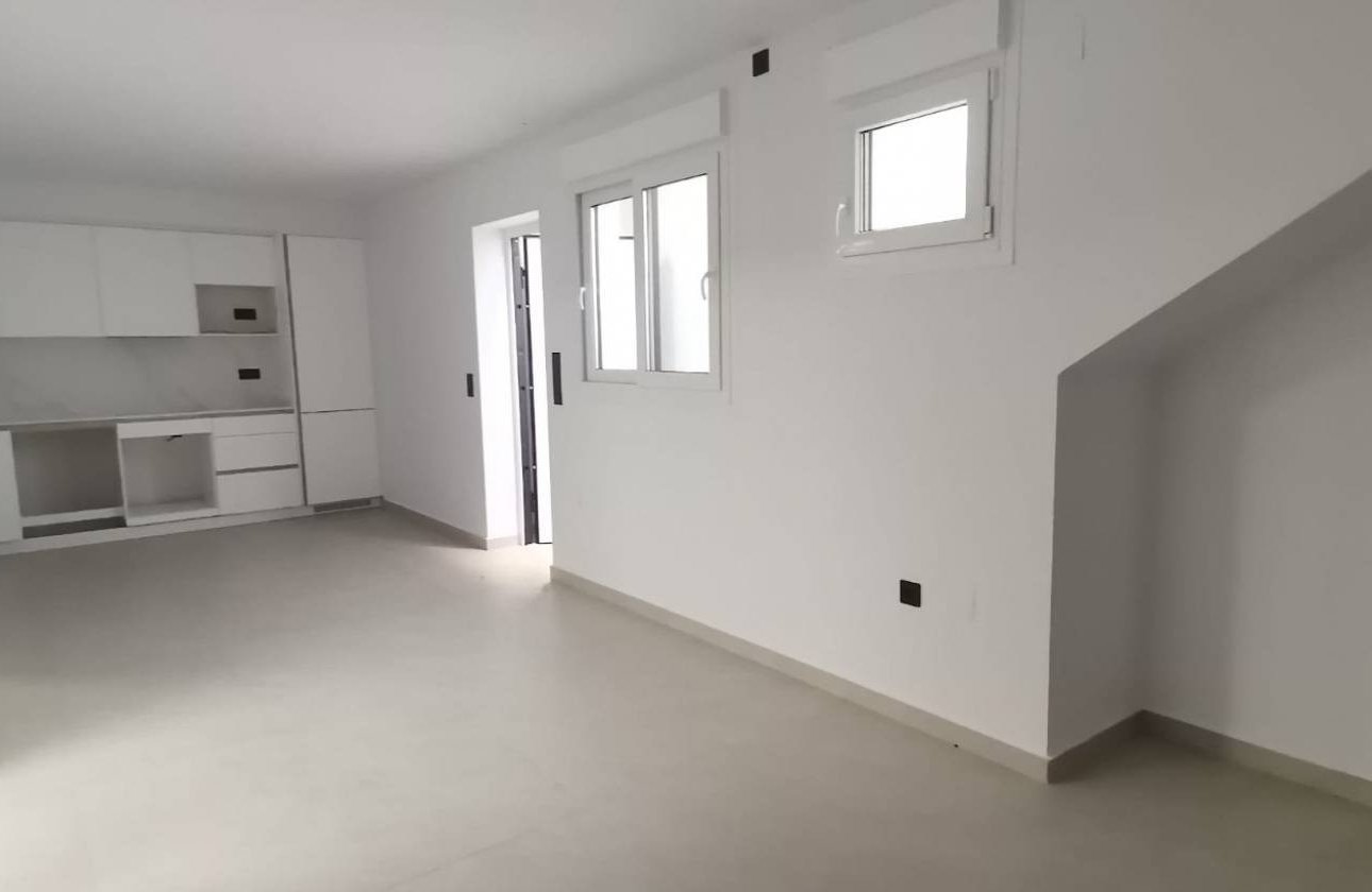 Revente - Villa -
Los Montesinos