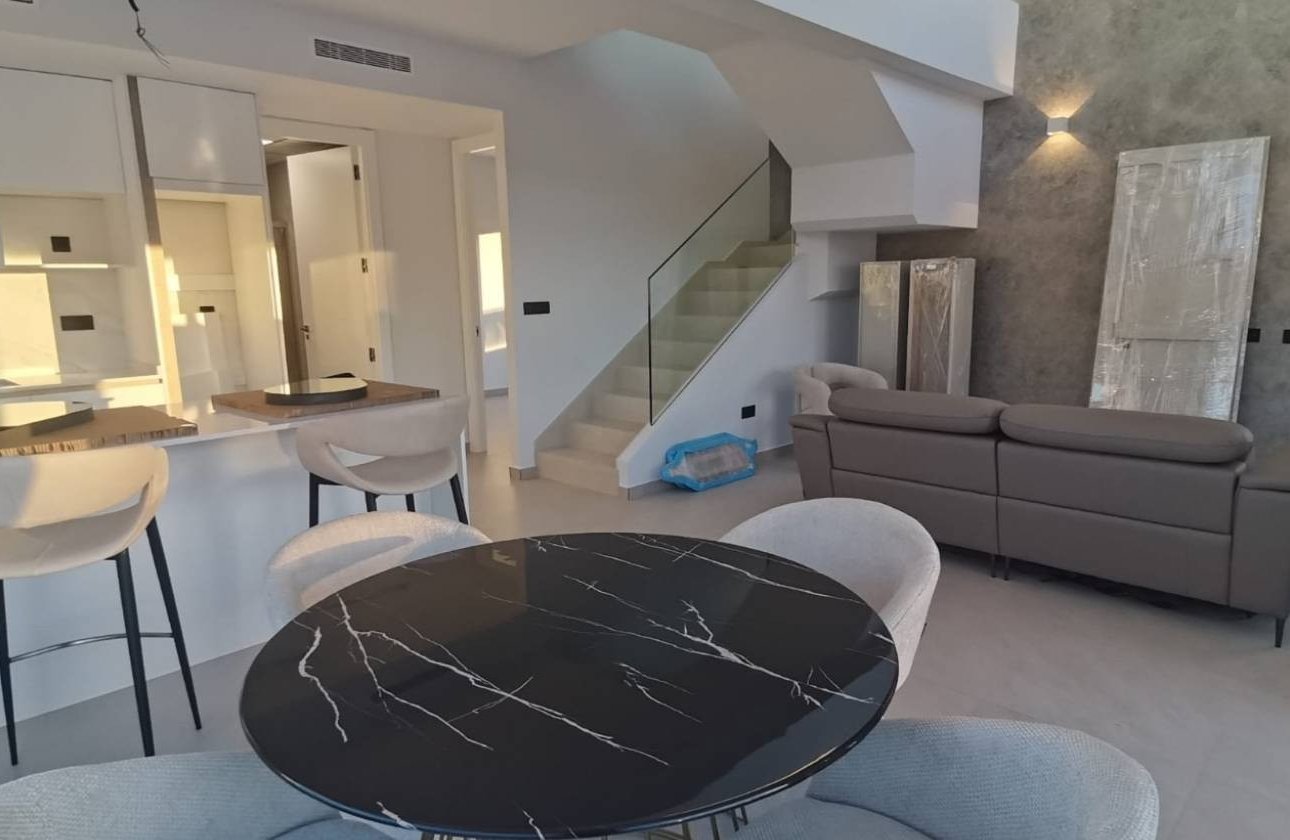 Revente - Villa -
Los Montesinos