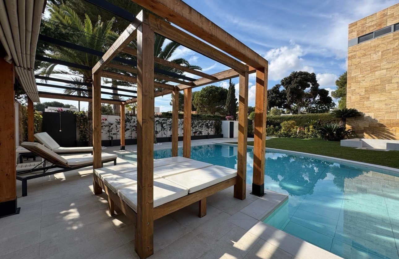 Revente - Villa -
Orihuela Costa - Altos De Campoamor