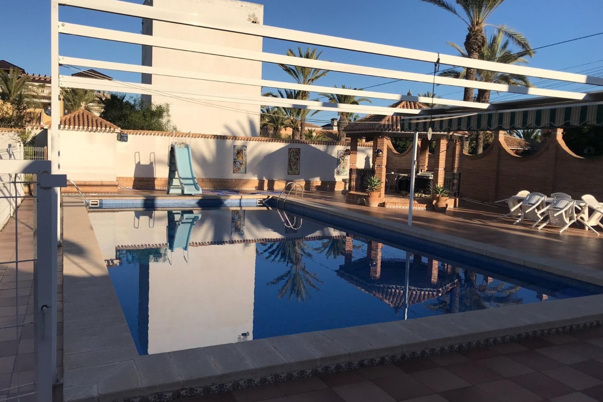 Revente - Villa -
Orihuela Costa - Cabo Roig