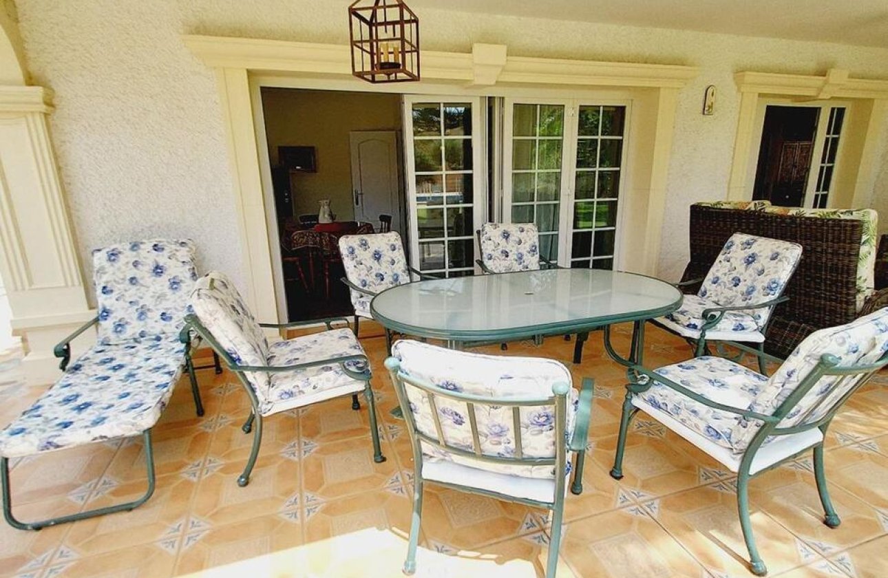 Revente - Villa -
Orihuela Costa - Cabo Roig