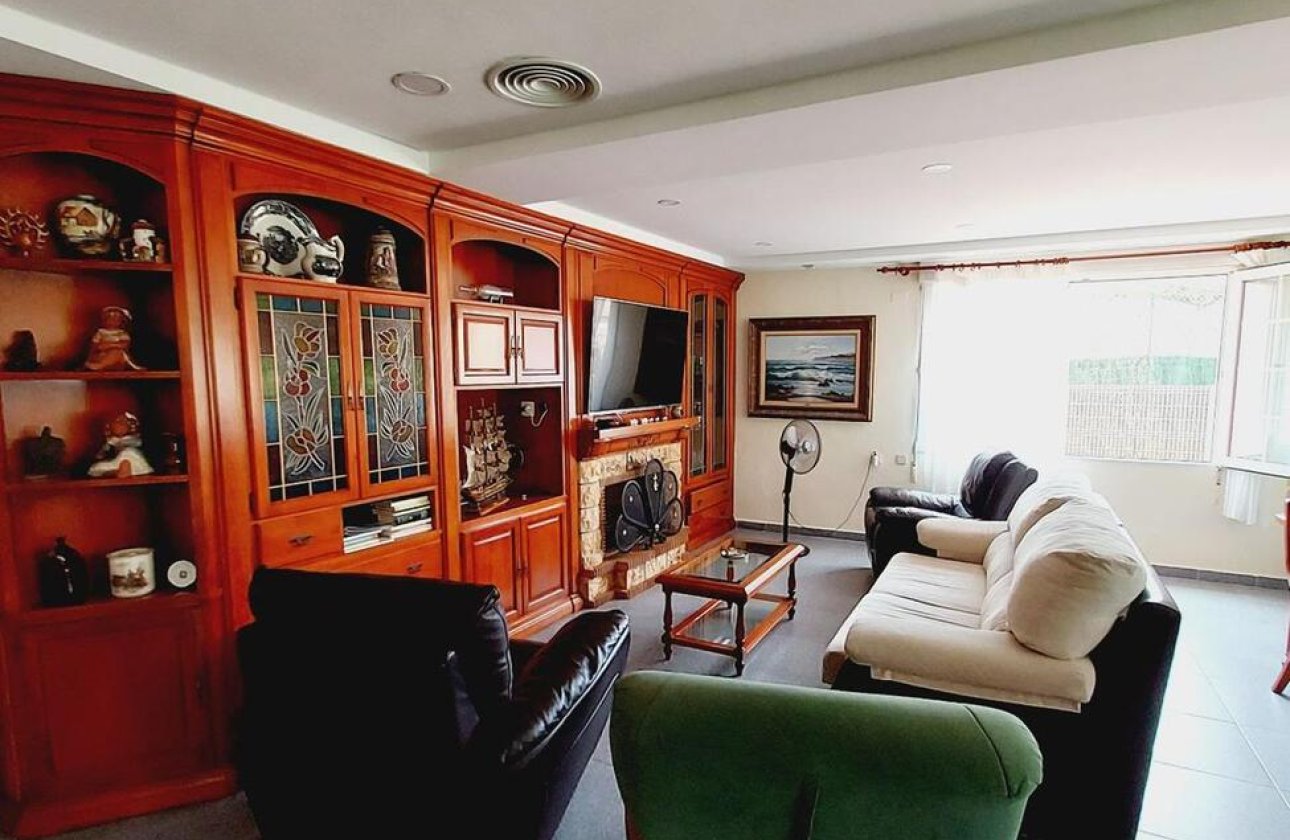 Revente - Villa -
Orihuela Costa - Cabo Roig