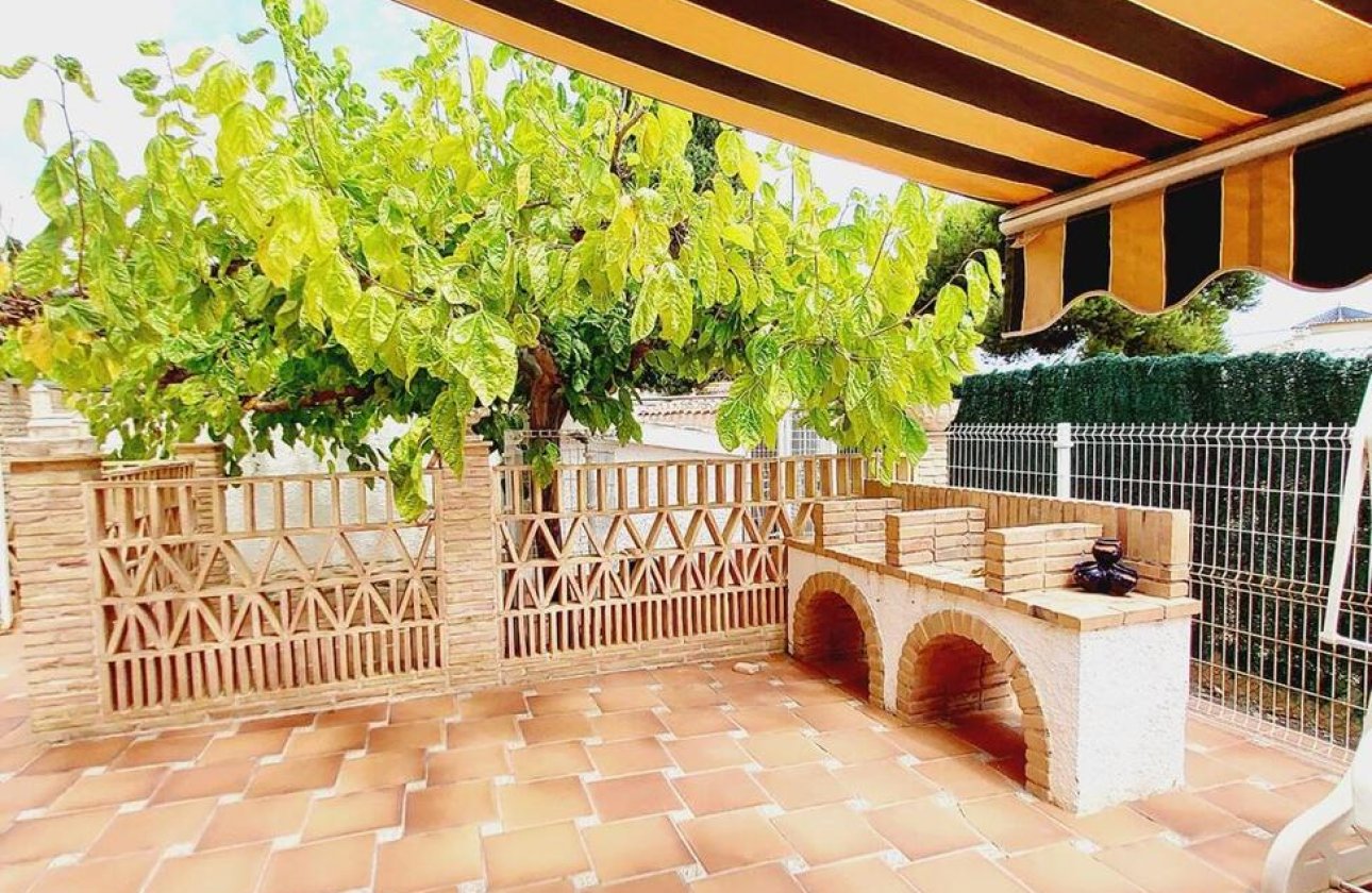 Revente - Villa -
Orihuela Costa - Cabo Roig