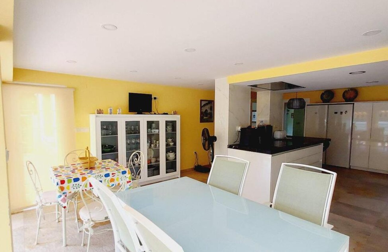 Revente - Villa -
Orihuela Costa - Cabo Roig