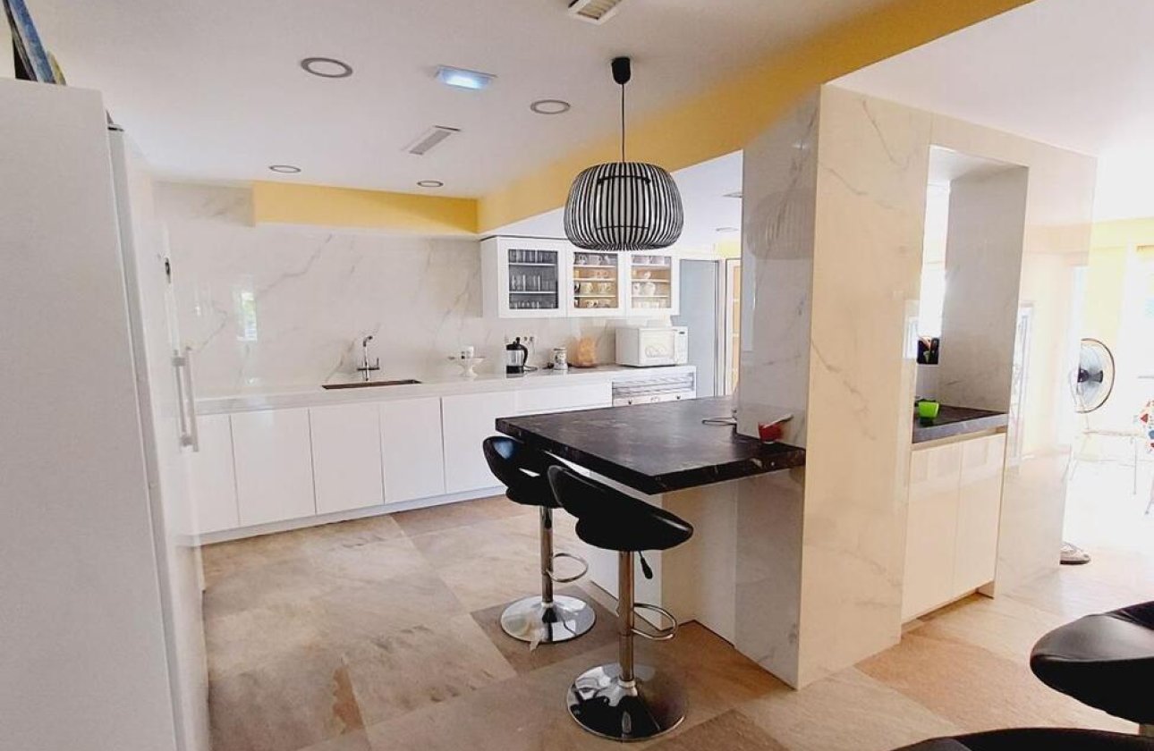 Revente - Villa -
Orihuela Costa - Cabo Roig