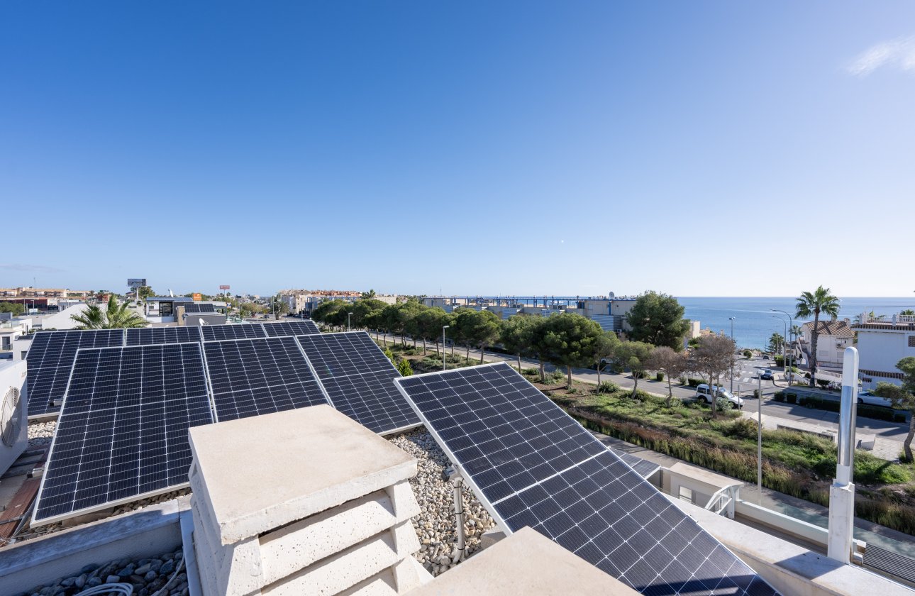 Revente - Villa -
Orihuela Costa - Cabo Roig