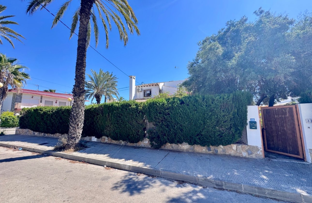 Revente - Villa -
Orihuela Costa - Cabo Roig