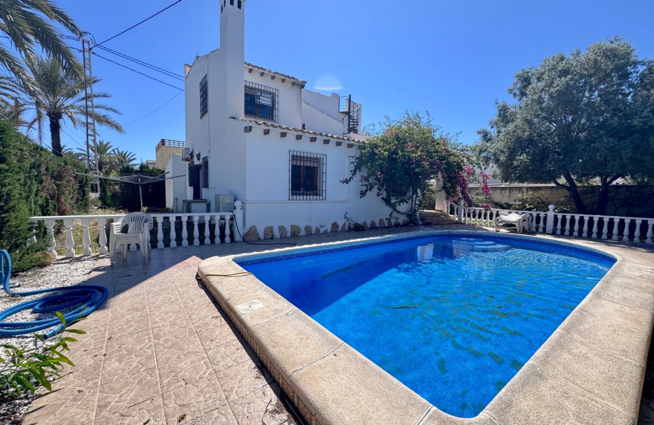 Revente - Villa -
Orihuela Costa - Cabo Roig