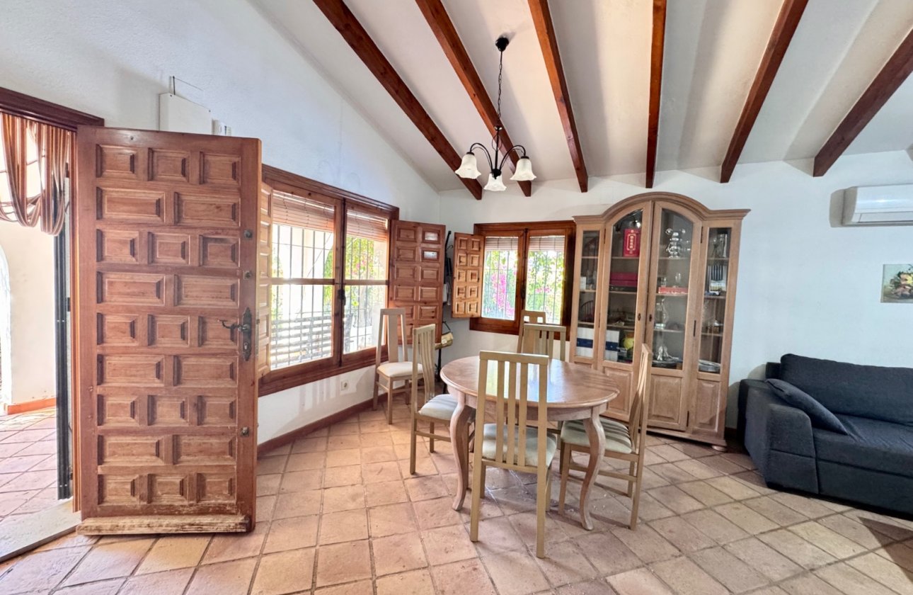 Revente - Villa -
Orihuela Costa - Cabo Roig