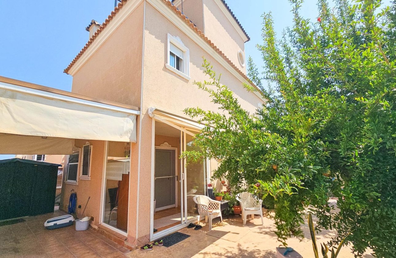 Revente - Villa -
Orihuela Costa - Cabo Roig