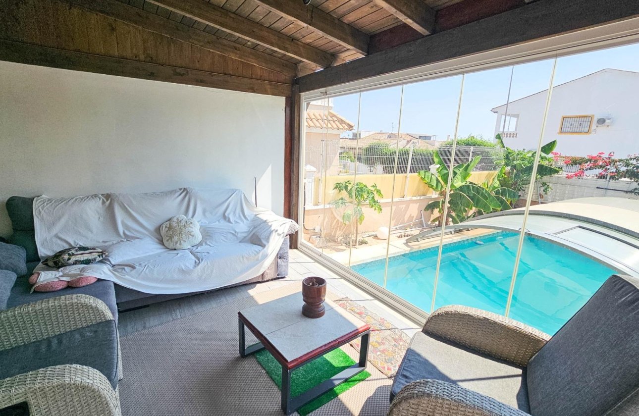 Revente - Villa -
Orihuela Costa - Cabo Roig