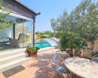 Revente - Villa -
Orihuela Costa - Cabo Roig