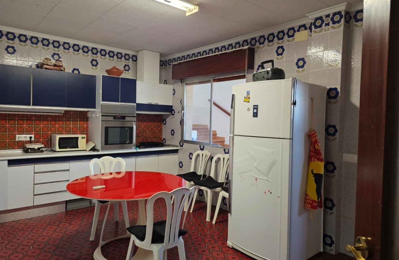 Revente - Villa -
Orihuela Costa - Campoamor