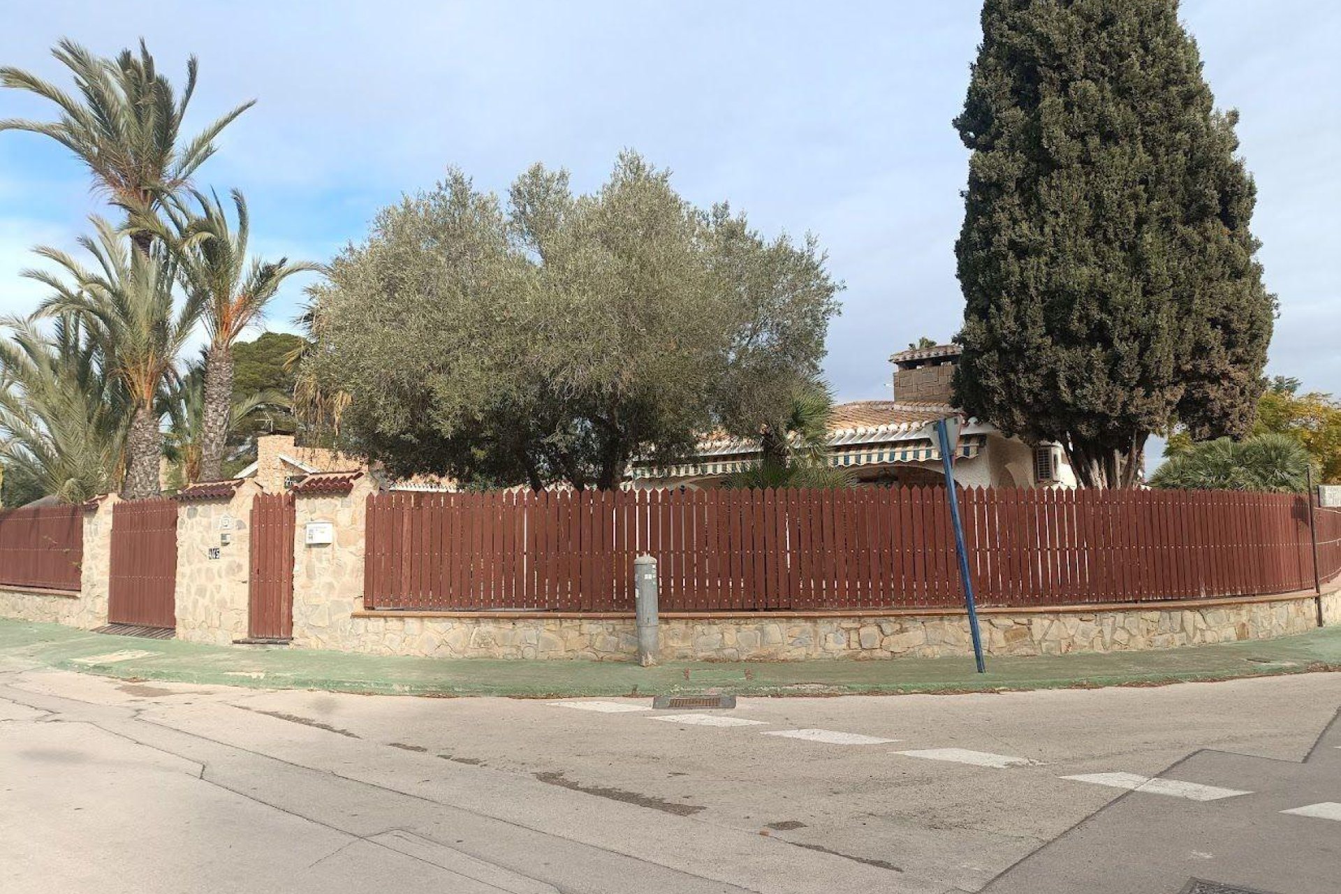 Revente - Villa -
Orihuela Costa - Campoamor