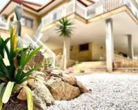 Revente - Villa -
Orihuela Costa - Campoamor