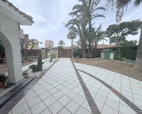 Revente - Villa -
Orihuela Costa - Campoamor