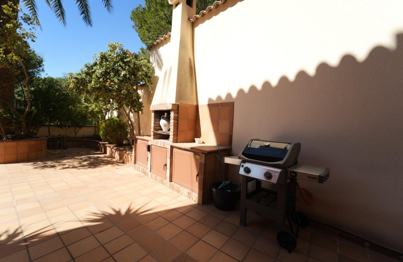 Revente - Villa -
Orihuela Costa - Campoamor