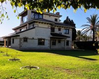 Revente - Villa -
Orihuela Costa - Costa Blanca