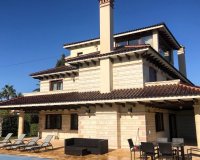 Revente - Villa -
Orihuela Costa - Costa Blanca