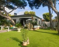 Revente - Villa -
Orihuela Costa - Costa Blanca