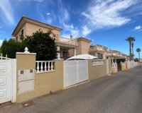 Revente - Villa -
Orihuela Costa - Costa Blanca