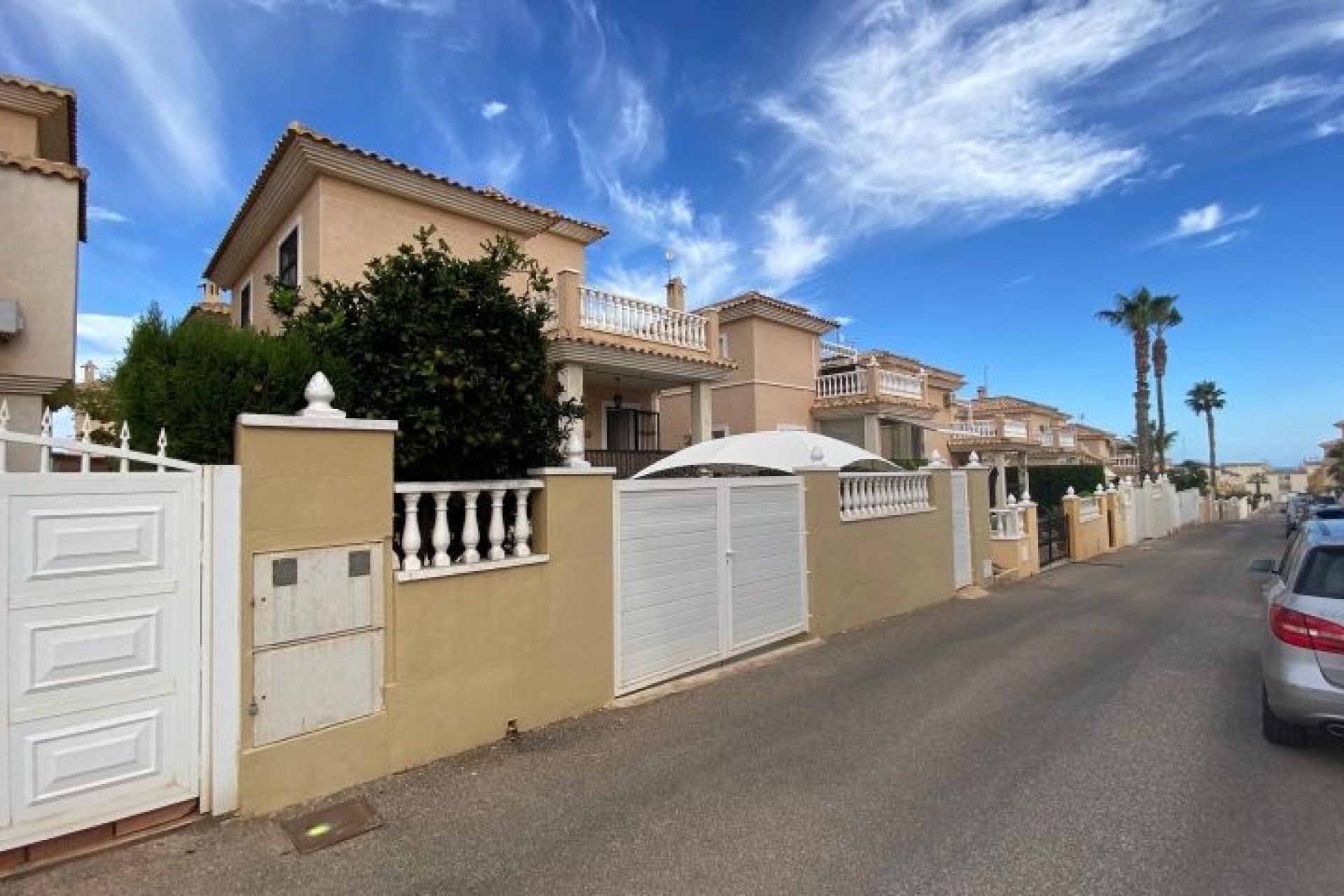 Revente - Villa -
Orihuela Costa - Costa Blanca