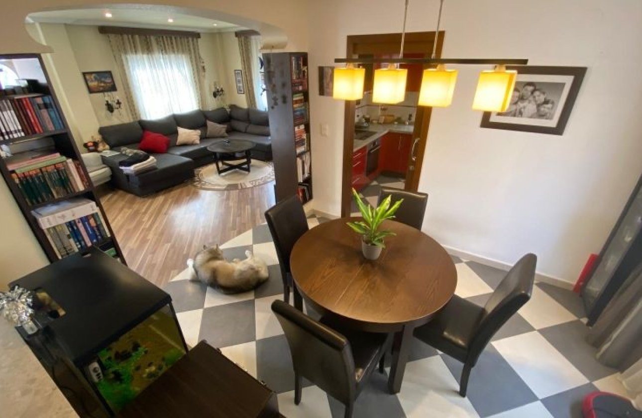 Revente - Villa -
Orihuela Costa - Costa Blanca