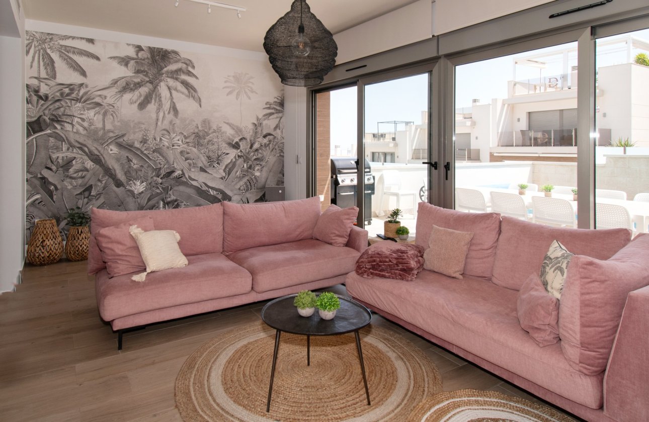 Revente - Villa -
Orihuela Costa - Costa Blanca