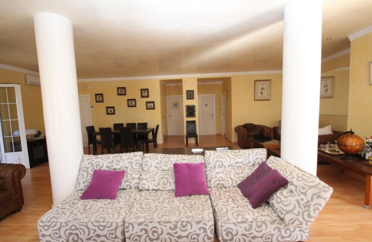 Revente - Villa -
Orihuela Costa - Costa Blanca