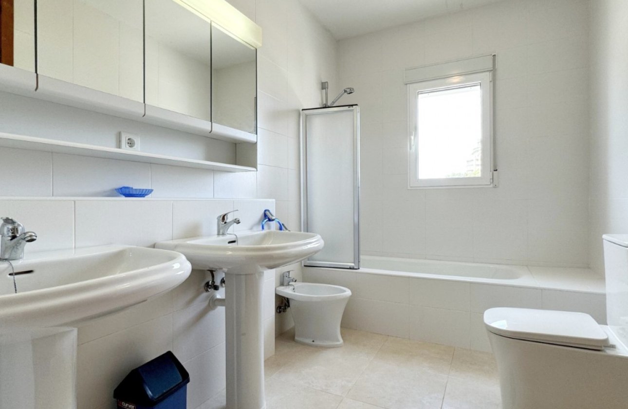 Revente - Villa -
Orihuela Costa - Costa Blanca