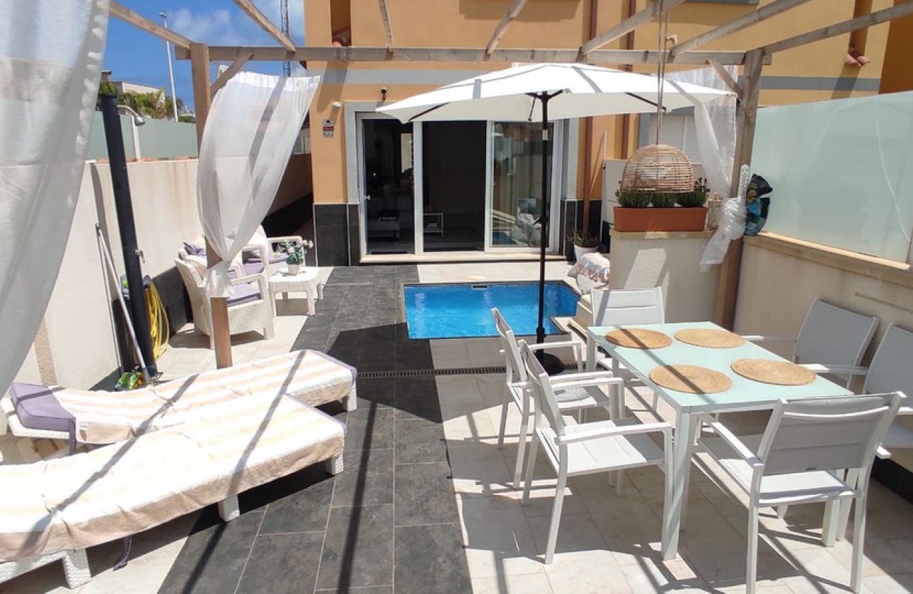 Revente - Villa -
Orihuela Costa - Costa Blanca