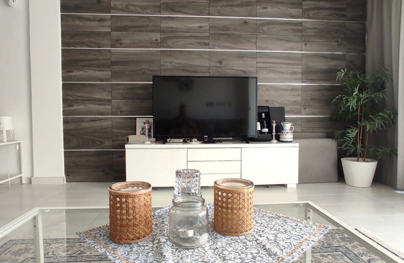 Revente - Villa -
Orihuela Costa - Costa Blanca