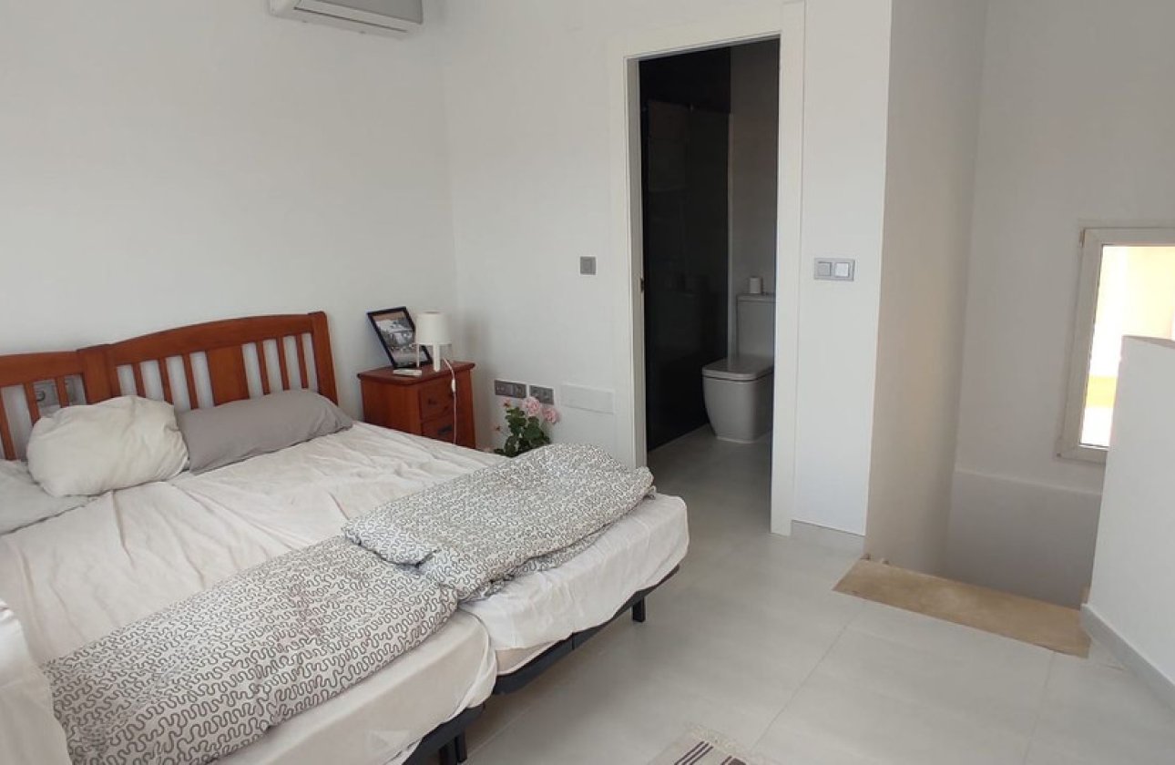 Revente - Villa -
Orihuela Costa - Costa Blanca