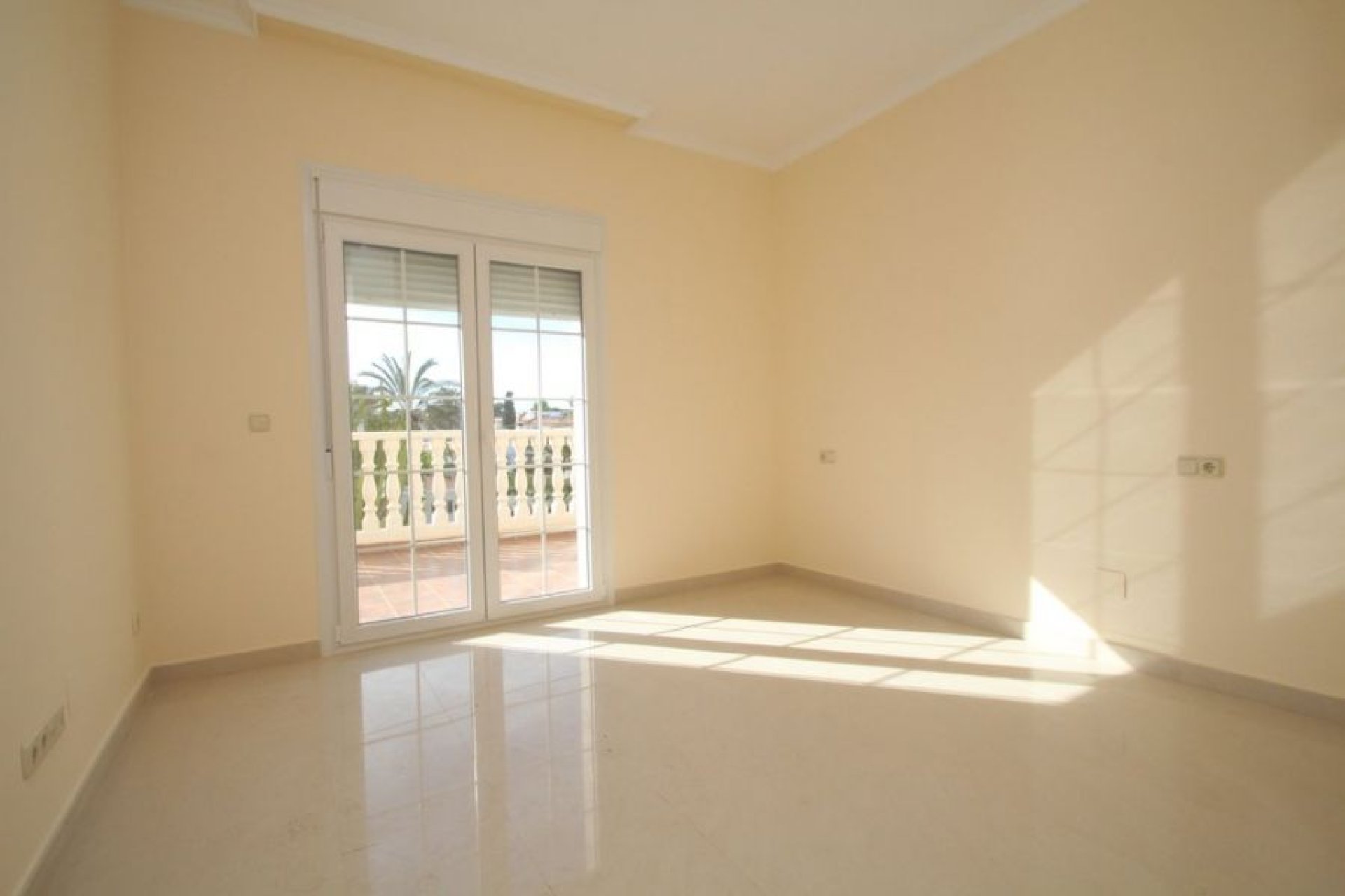 Revente - Villa -
Orihuela Costa - Costa Blanca