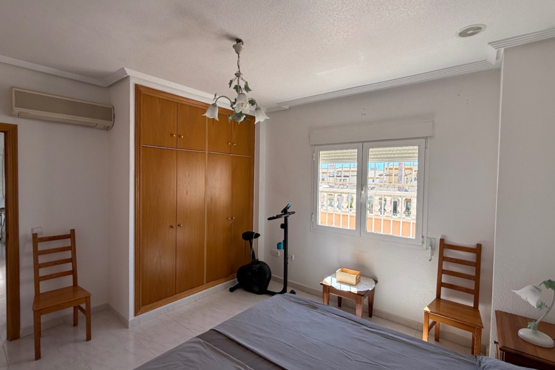 Revente - Villa -
Orihuela Costa - Costa Blanca