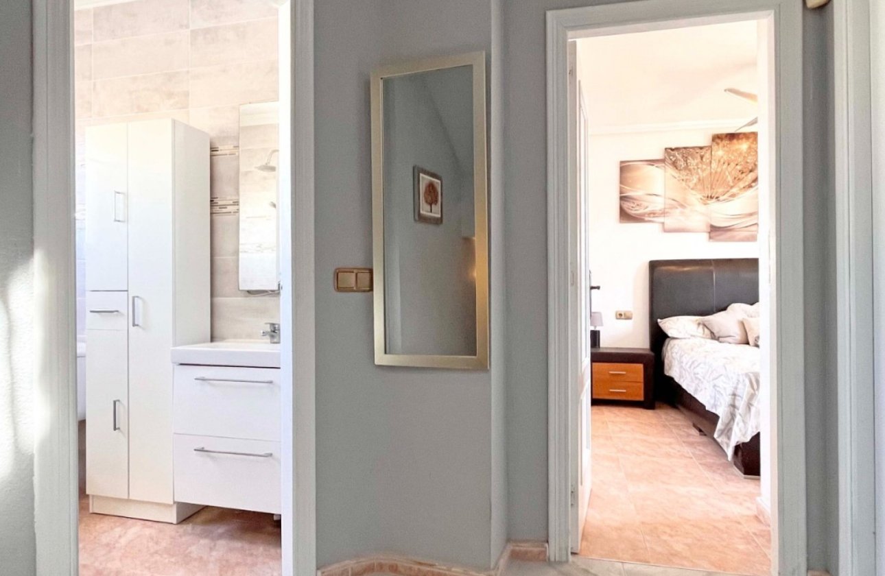 Revente - Villa -
Orihuela Costa - Costa Blanca