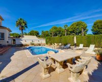 Revente - Villa -
Orihuela Costa - Costa Blanca