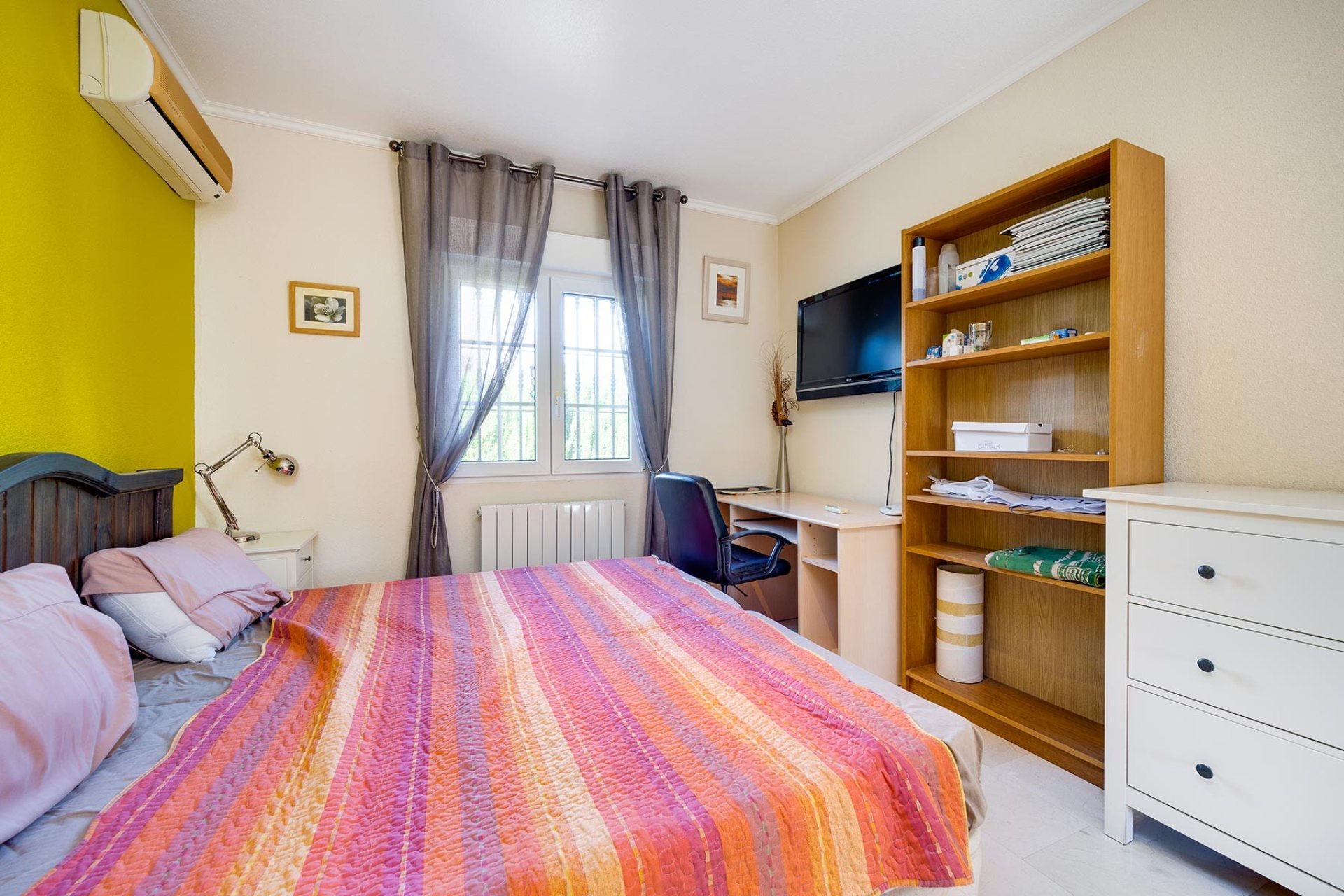 Revente - Villa -
Orihuela Costa - Costa Blanca