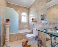 Revente - Villa -
Orihuela Costa - Costa Blanca