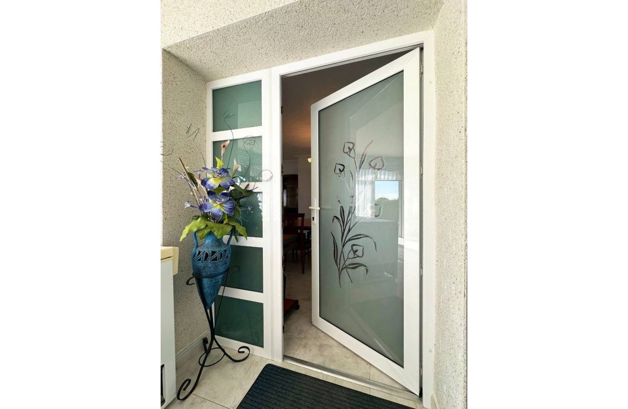 Revente - Villa -
Orihuela Costa - Costa Blanca