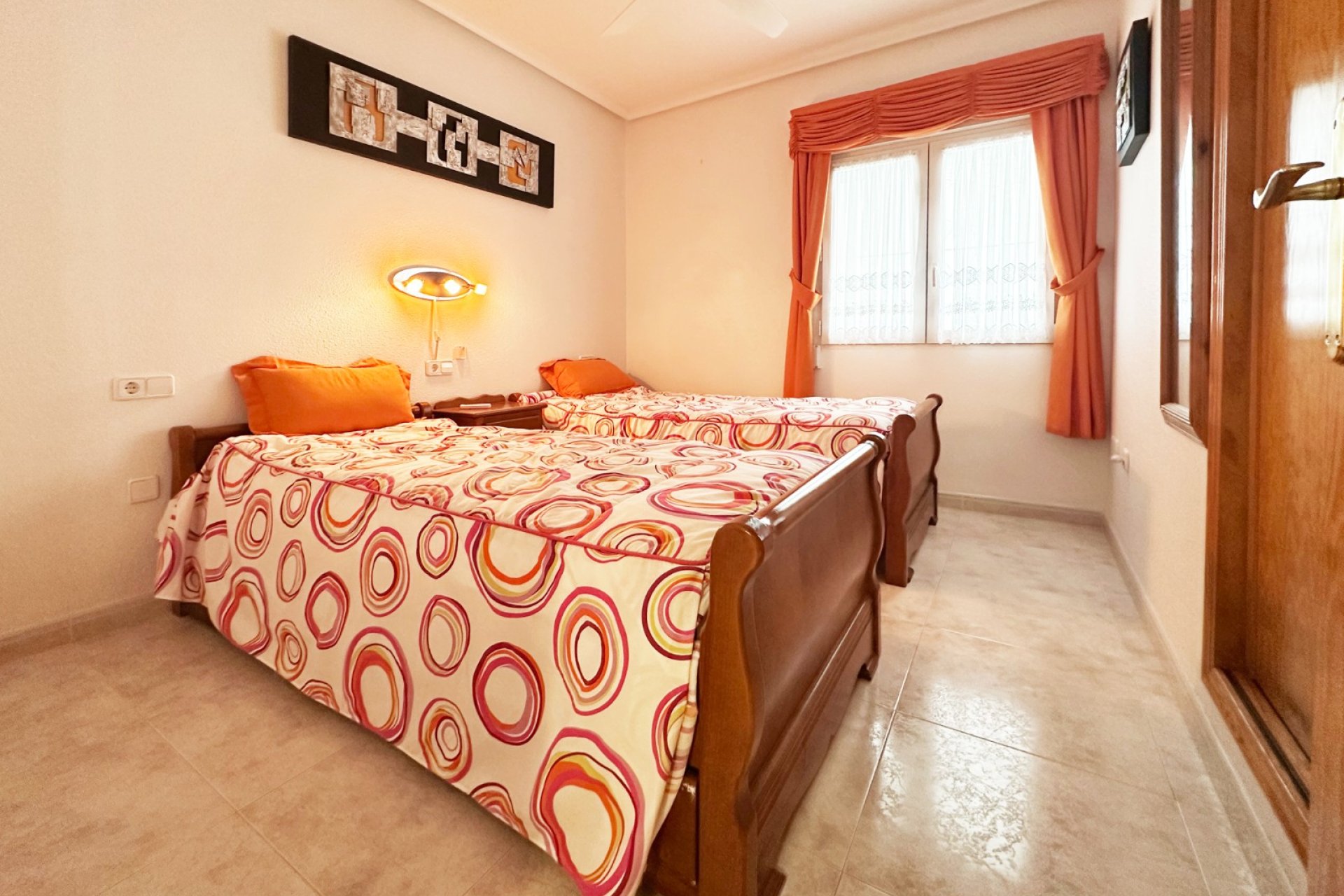 Revente - Villa -
Orihuela Costa - Costa Blanca