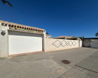 Revente - Villa -
Orihuela Costa - Costa Blanca