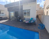 Revente - Villa -
Orihuela Costa - Costa Blanca