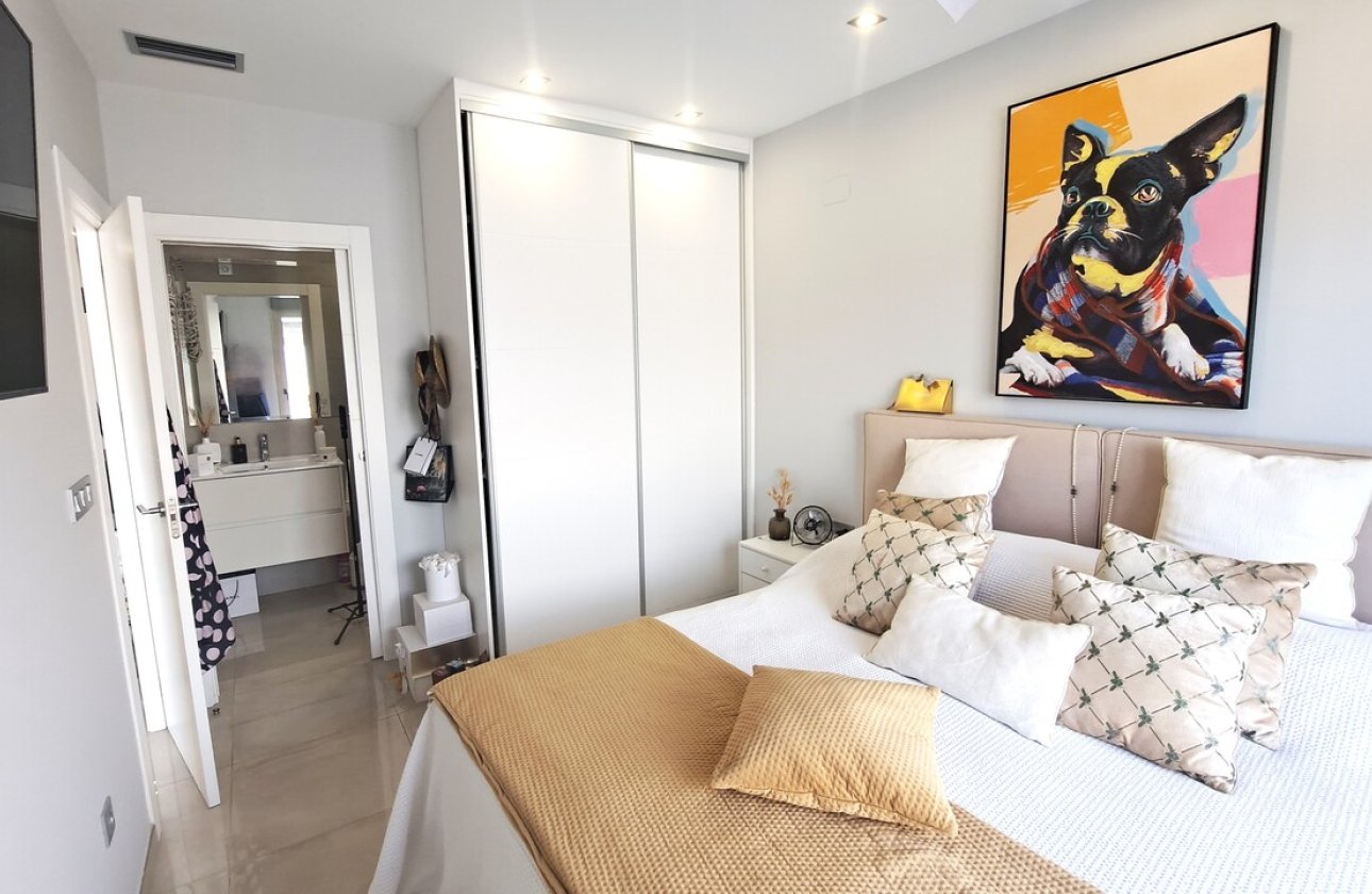 Revente - Villa -
Orihuela Costa - Costa Blanca