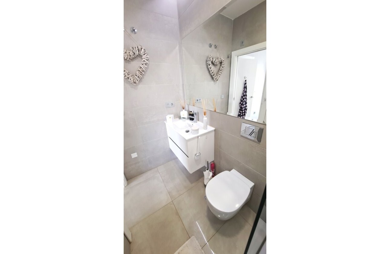 Revente - Villa -
Orihuela Costa - Costa Blanca