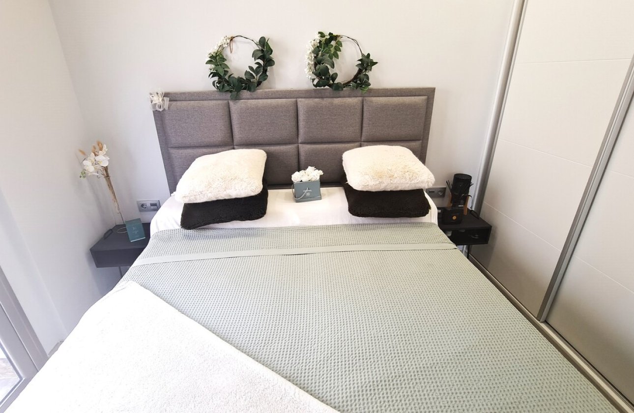 Revente - Villa -
Orihuela Costa - Costa Blanca