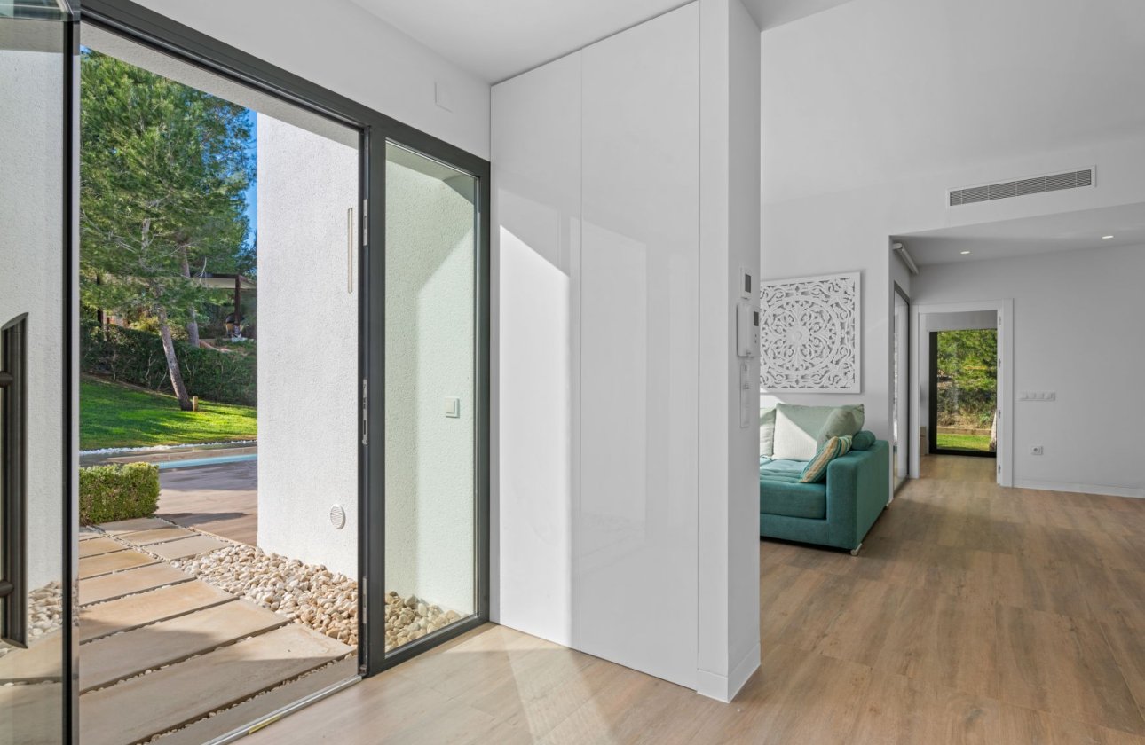 Revente - Villa -
Orihuela Costa - Costa Blanca