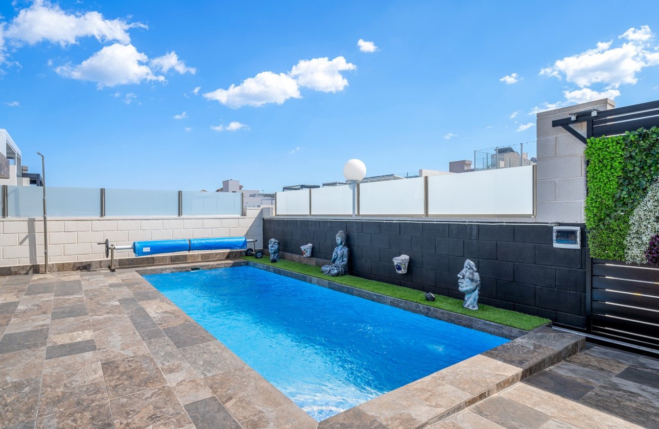 Revente - Villa -
Orihuela Costa - Costa Blanca