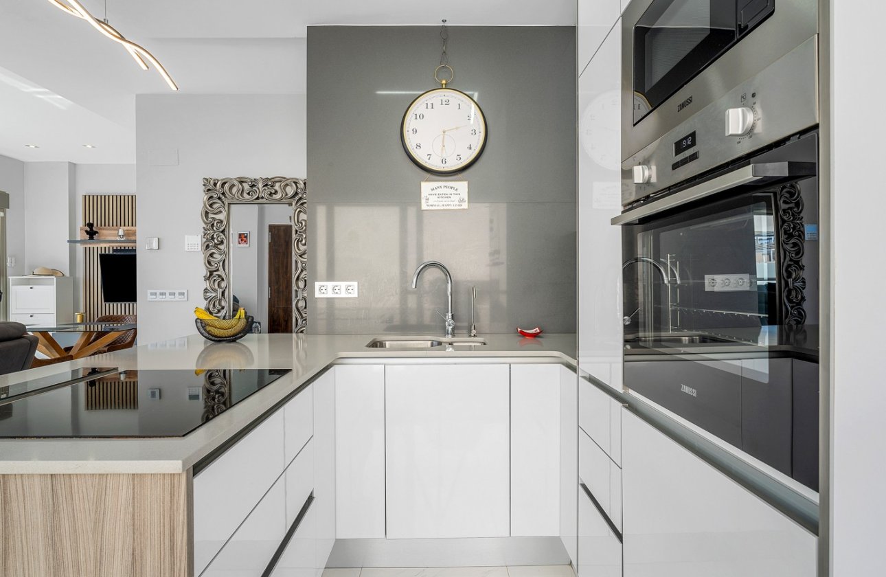 Revente - Villa -
Orihuela Costa - Costa Blanca